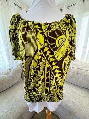 Missing Polynesia Excellent Condition Off-Shoulder top Chartreuse and Brown